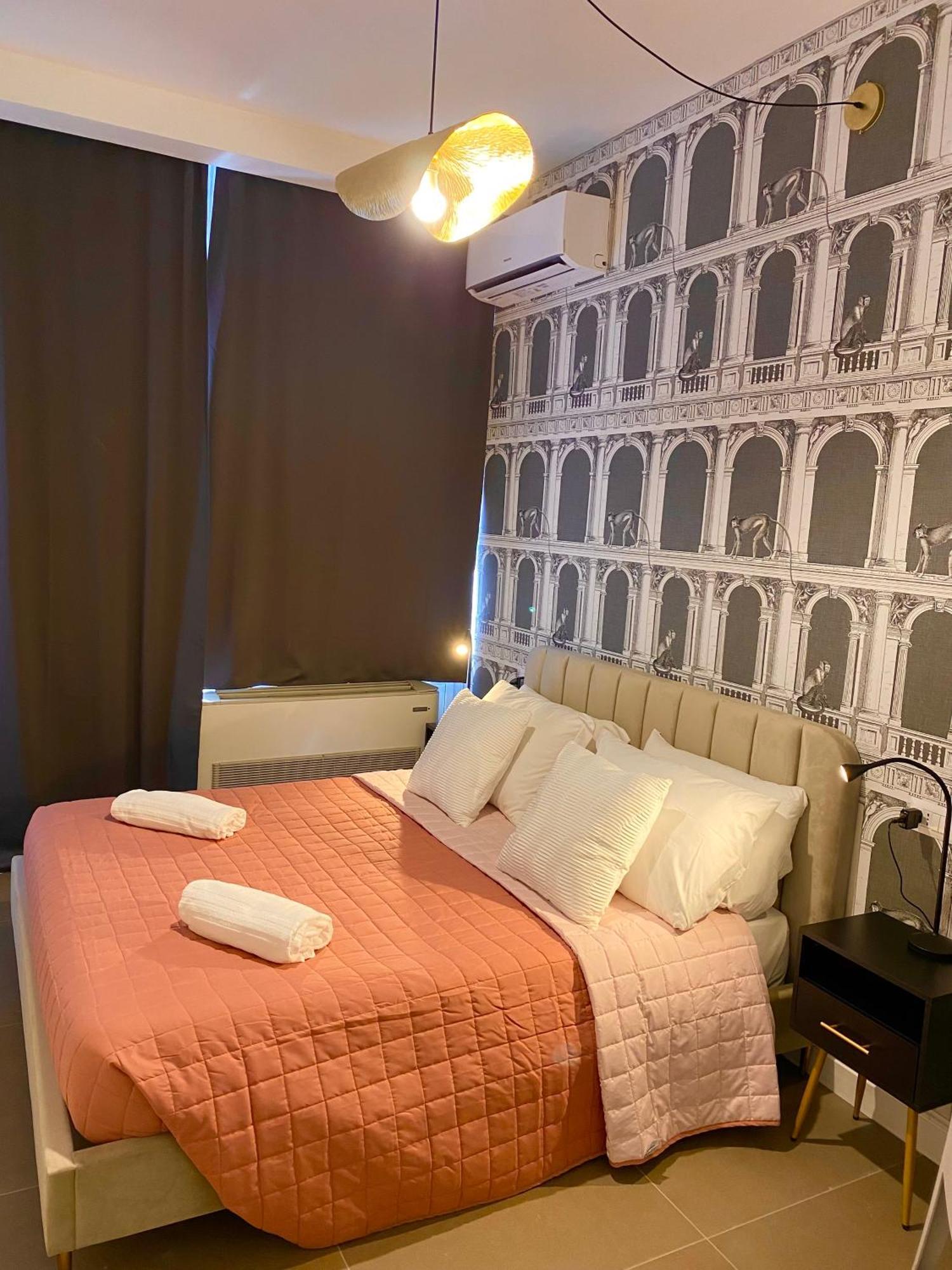 Apartment La Maison, Vicino Al Colosseo! Rom