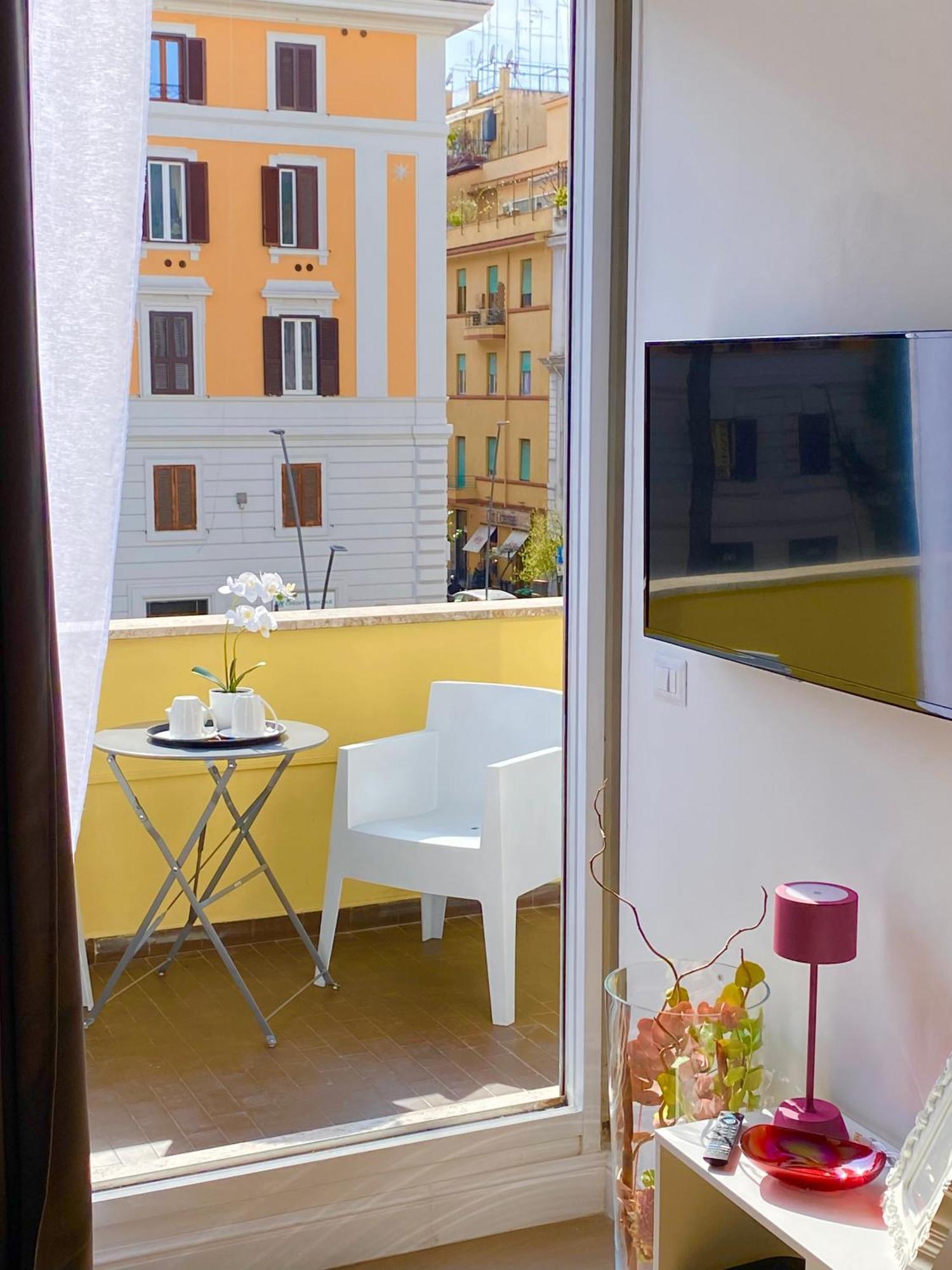 Apartment La Maison, Vicino Al Colosseo! Rom